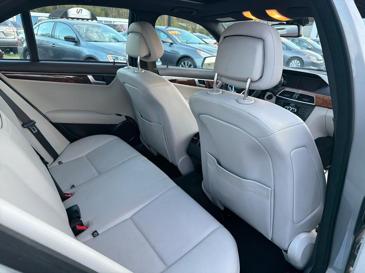 Mercedes-Benz C-Class 4dr Sdn C 350 Sport RWD 2012