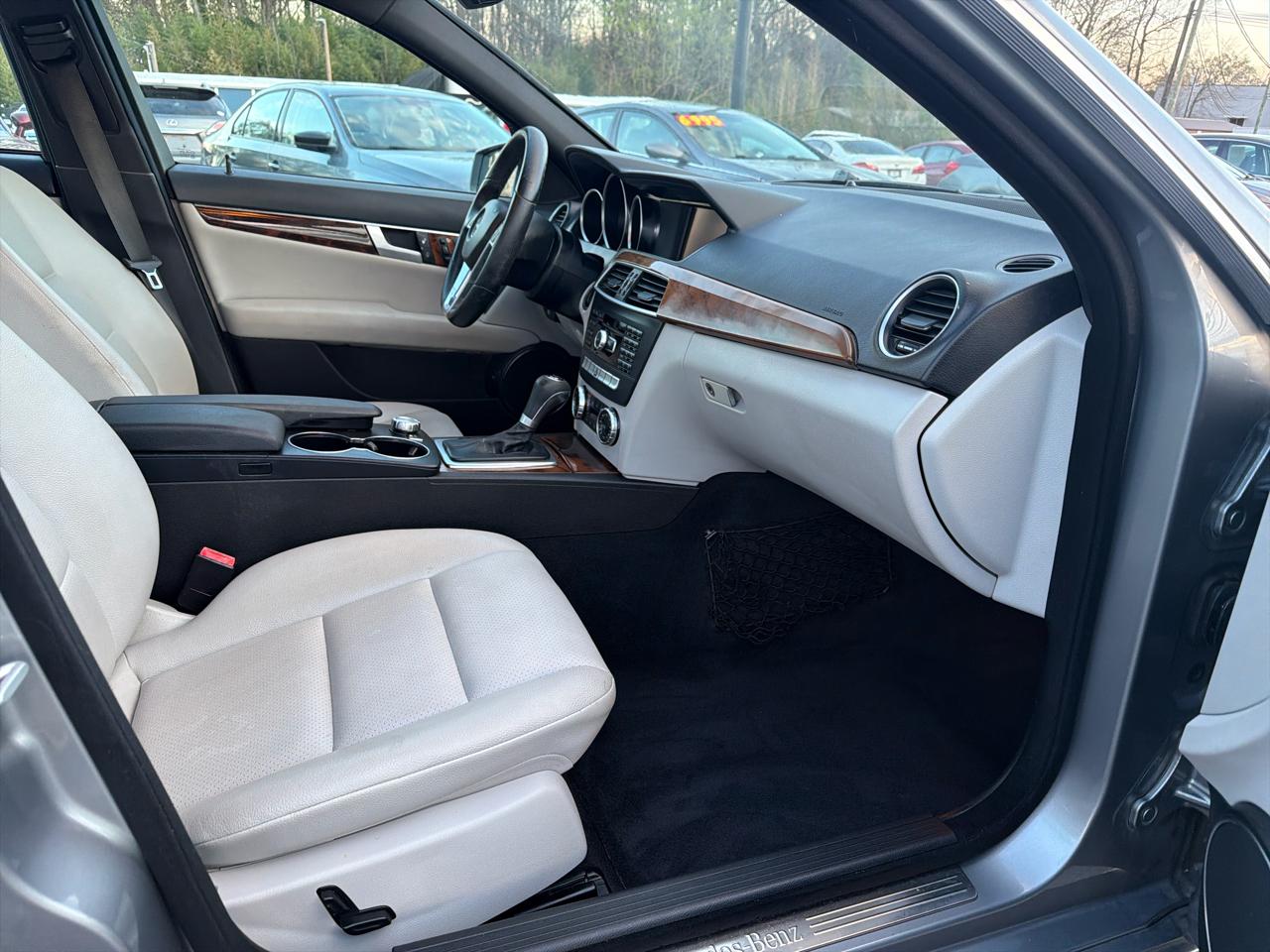 Mercedes-Benz C-Class 4dr Sdn C 350 Sport RWD 2012