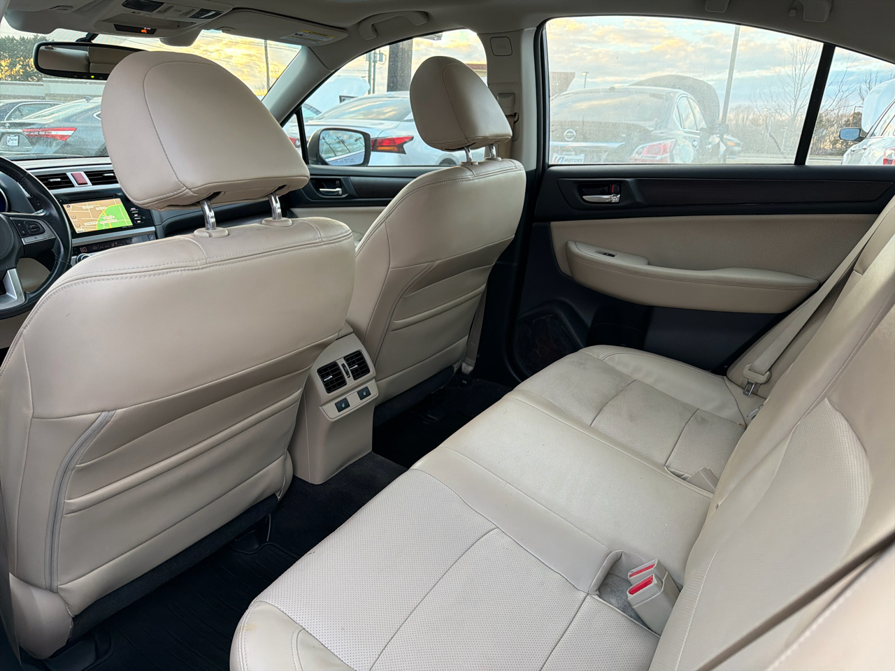 Subaru Legacy 4dr Sdn 3.6R Limited 2015