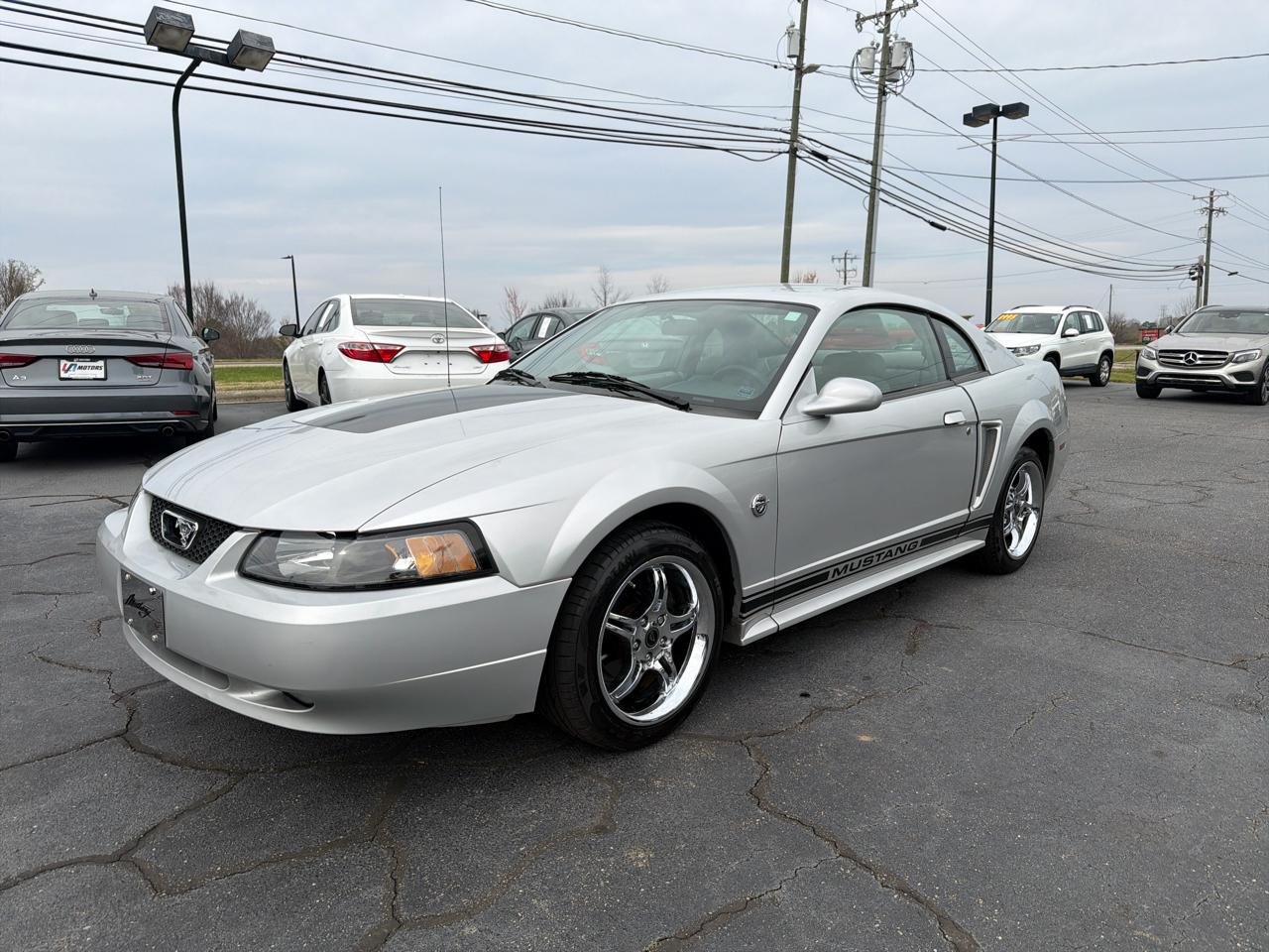 Ford Mustang 2dr Cpe Standard 2004