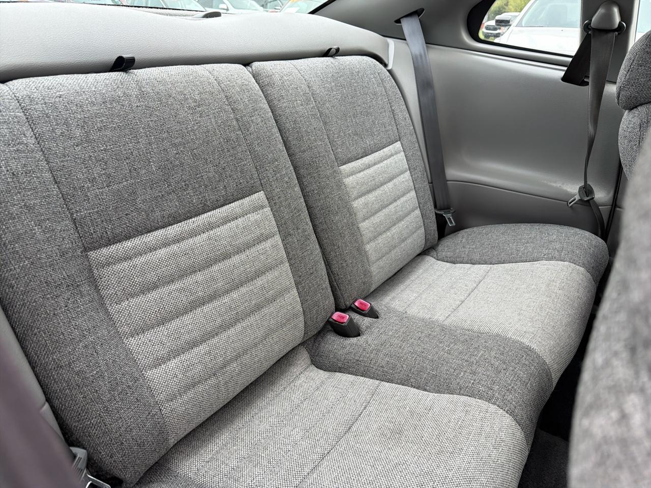 Ford Mustang 2dr Cpe Standard 2004