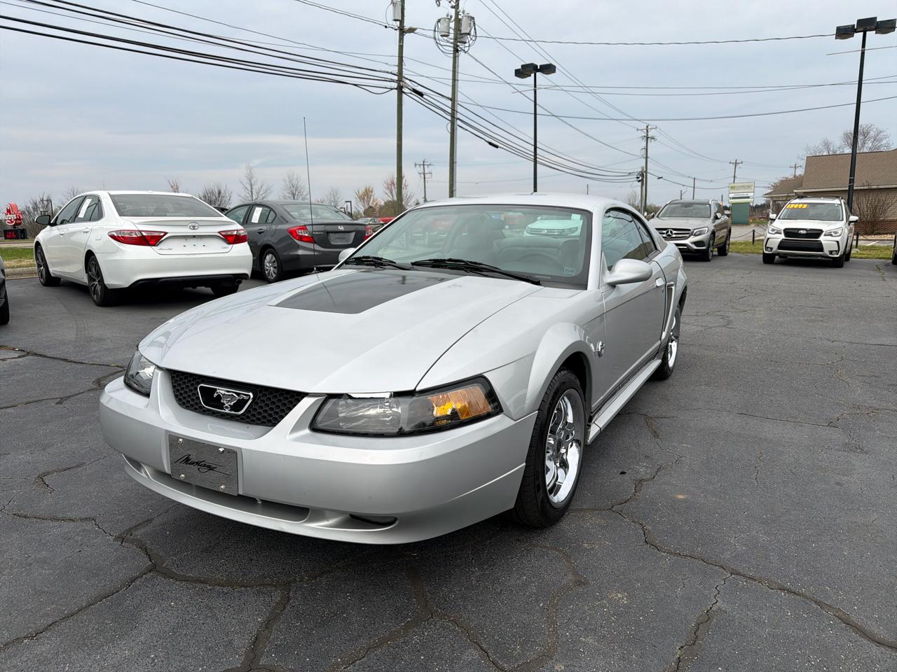 Ford Mustang 2dr Cpe Standard 2004
