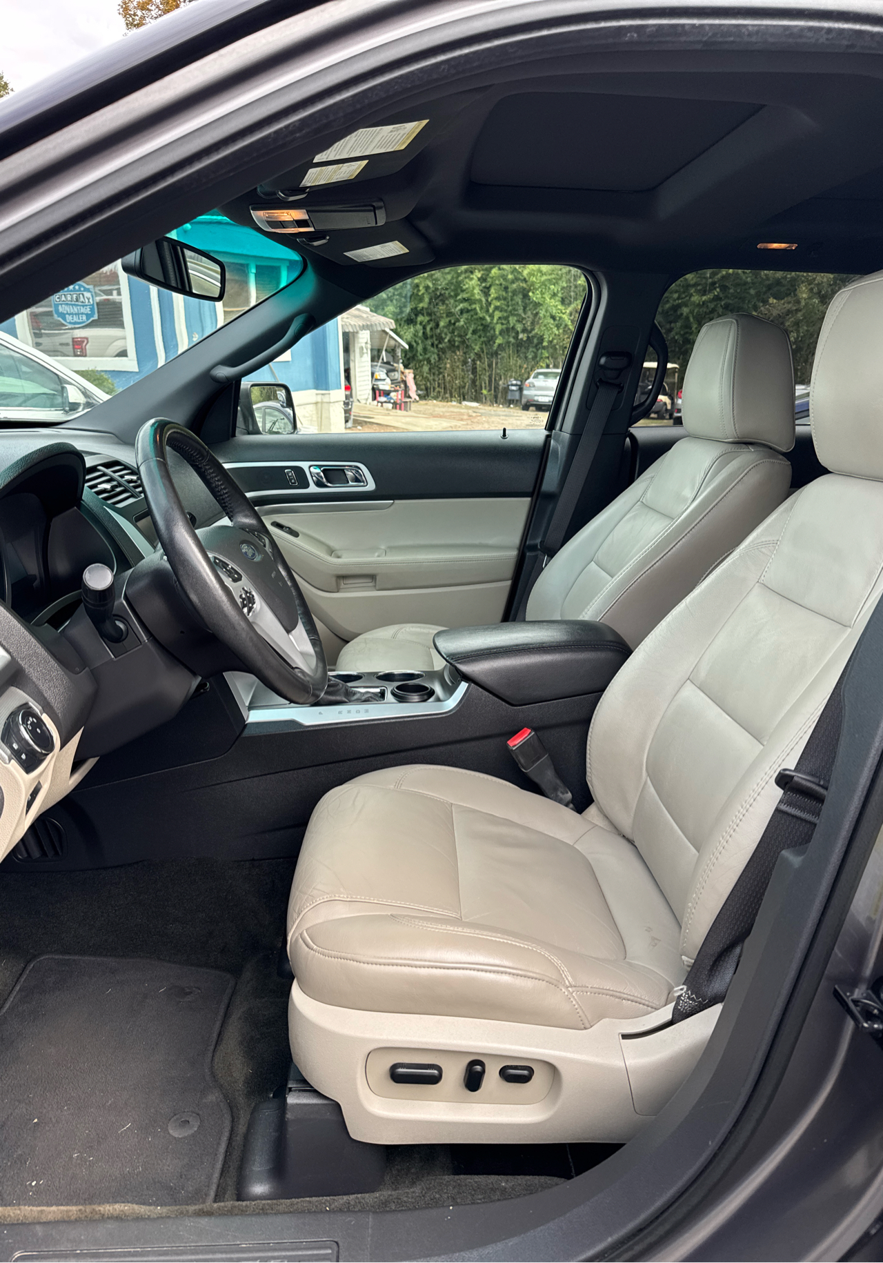 Ford Explorer FWD 4dr XLT 2011 Ford Explorer FWD 4dr XLT 2011