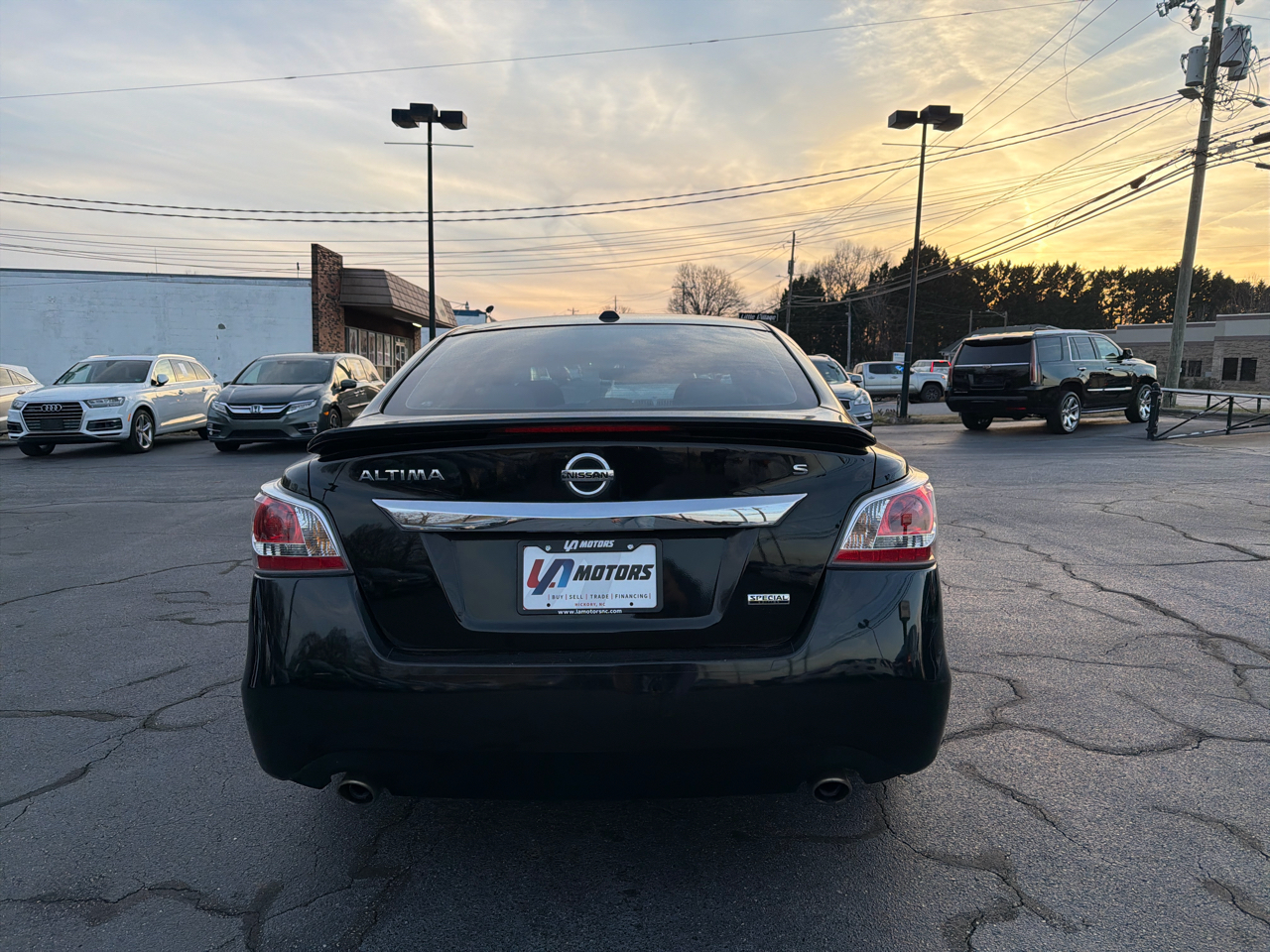 Nissan Altima 4dr Sdn I4 2.5 S 2015