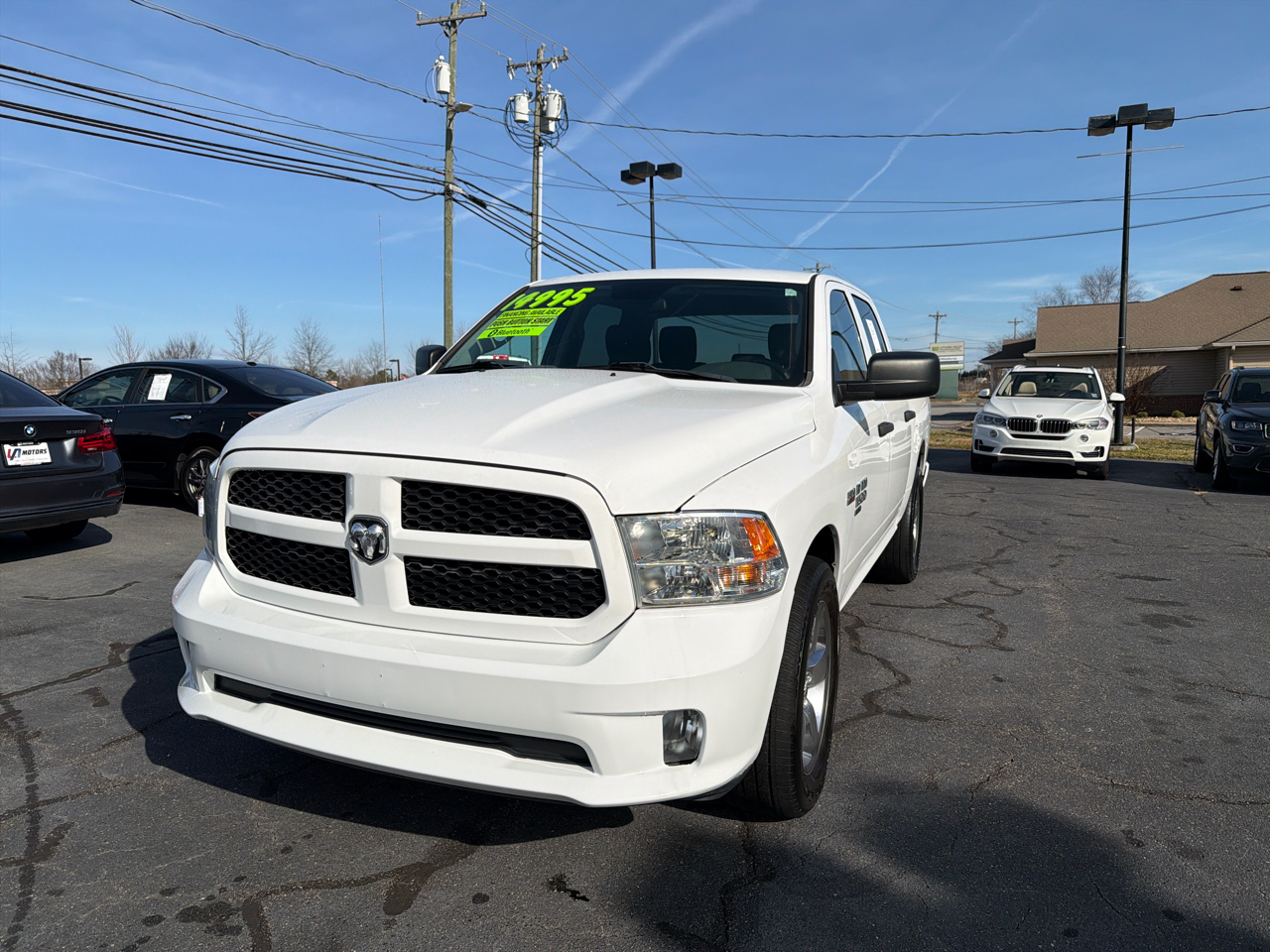 RAM 1500 Classic Express 4x2 Crew Cab 5'7" Box 2019