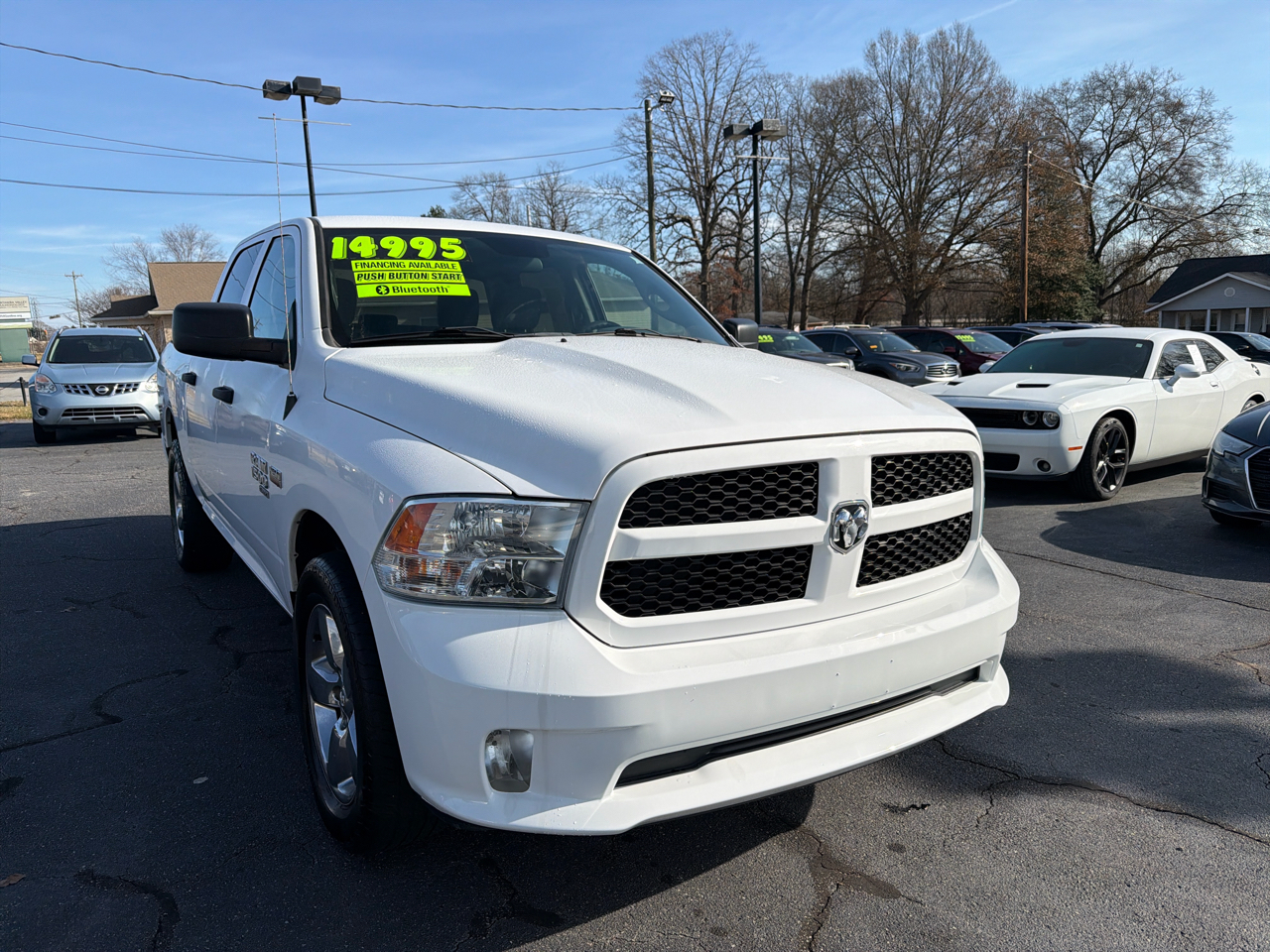 RAM 1500 Classic Express 4x2 Crew Cab 5'7" Box 2019