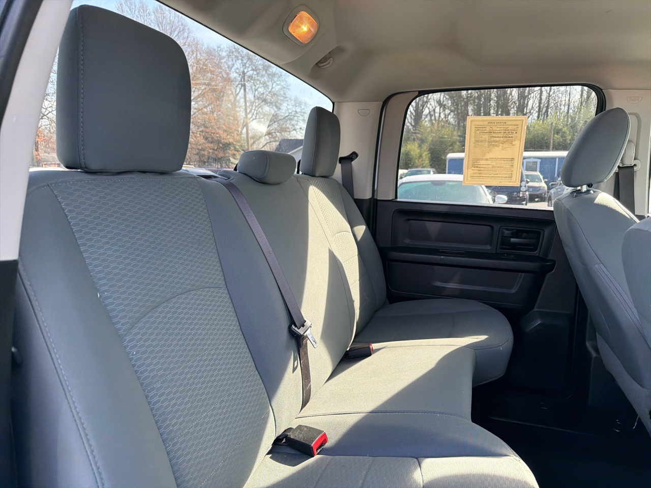 RAM 1500 Classic Express 4x2 Crew Cab 5'7" Box 2019