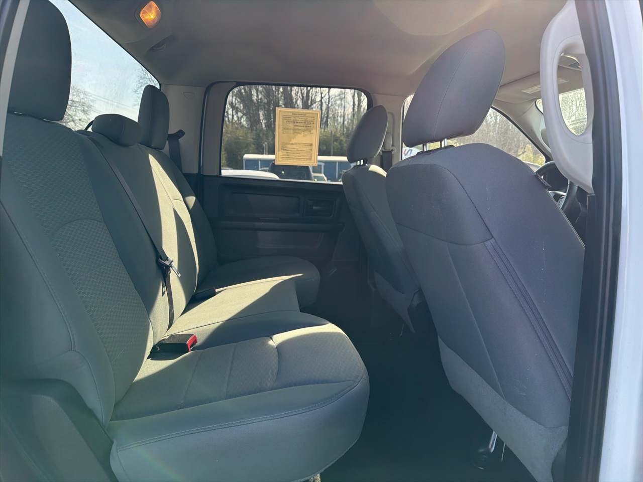 RAM 1500 Classic Express 4x2 Crew Cab 5'7" Box 2019