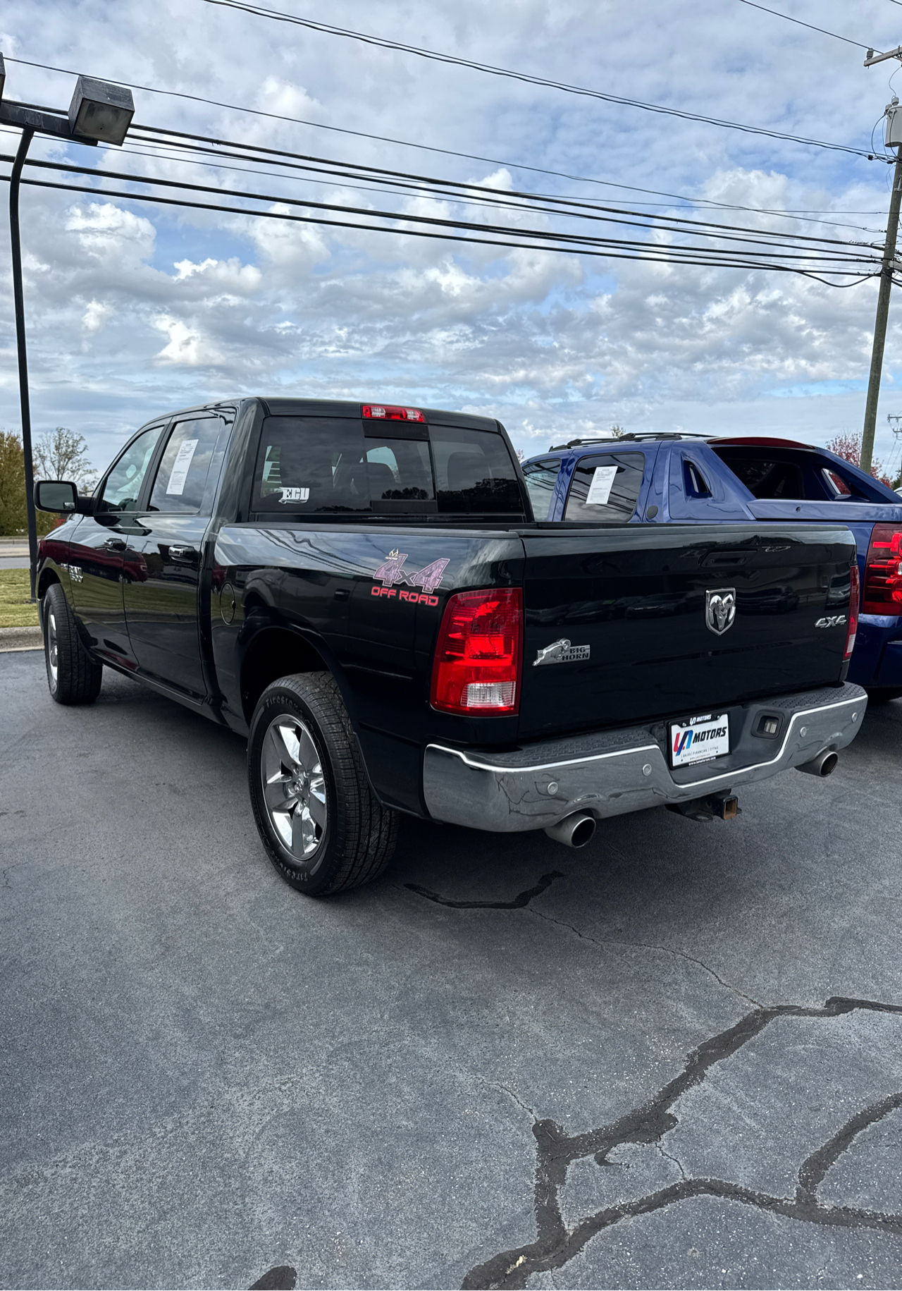 RAM 1500 4WD Crew Cab 140.5" Big Horn 2016 RAM 1500 4WD Crew Cab 140.5" Big Horn 2016