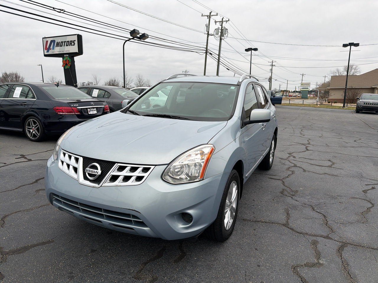 Nissan Rogue FWD 4dr SV 2013