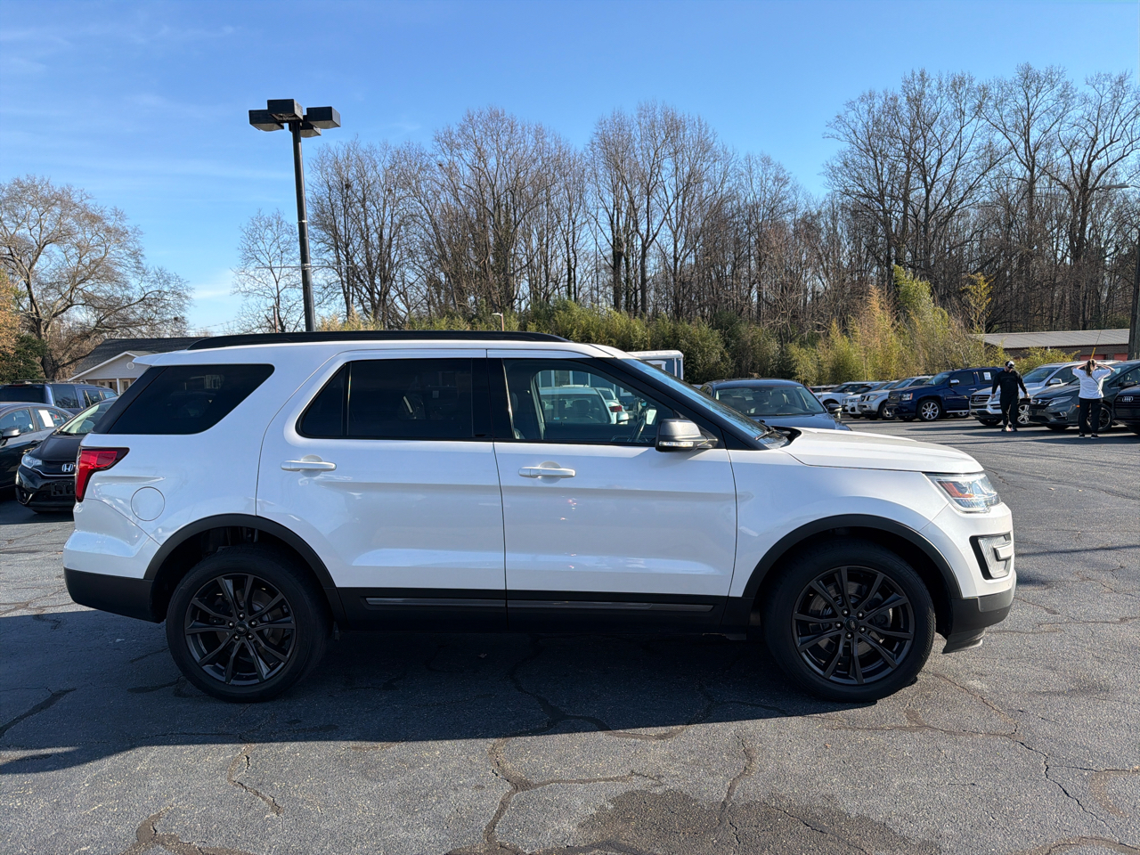 Ford Explorer XLT 4WD 2017