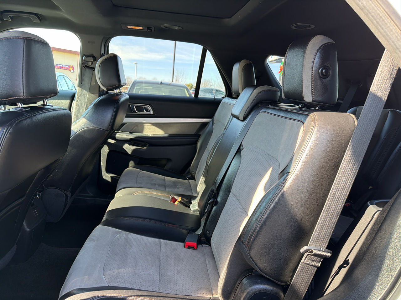 Ford Explorer XLT 4WD 2017
