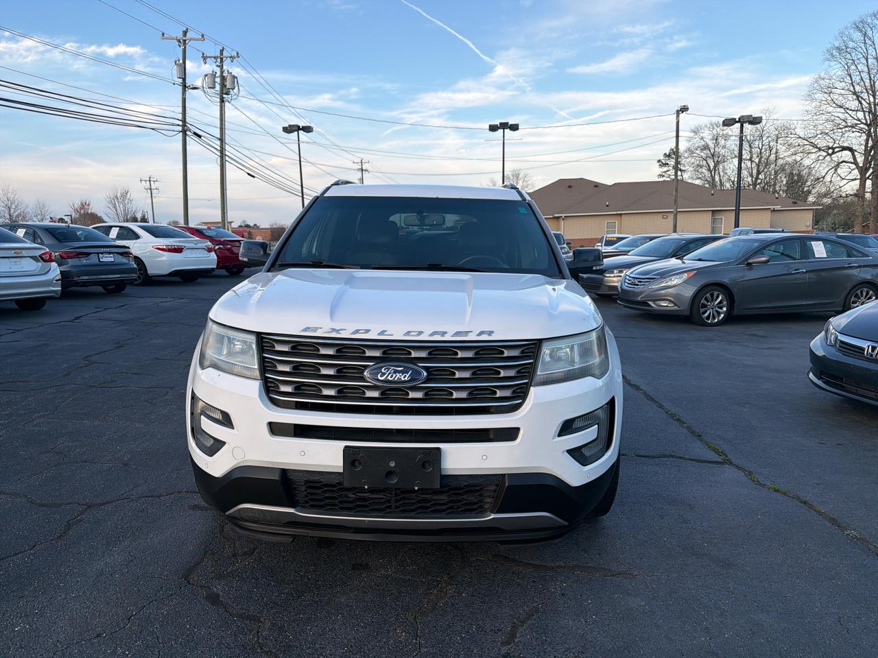 Ford Explorer XLT 4WD 2017