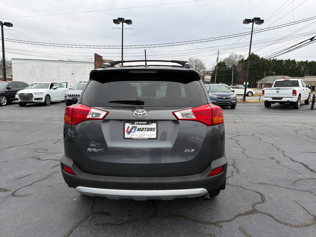 Toyota RAV4 FWD 4dr XLE (Natl) 2015
