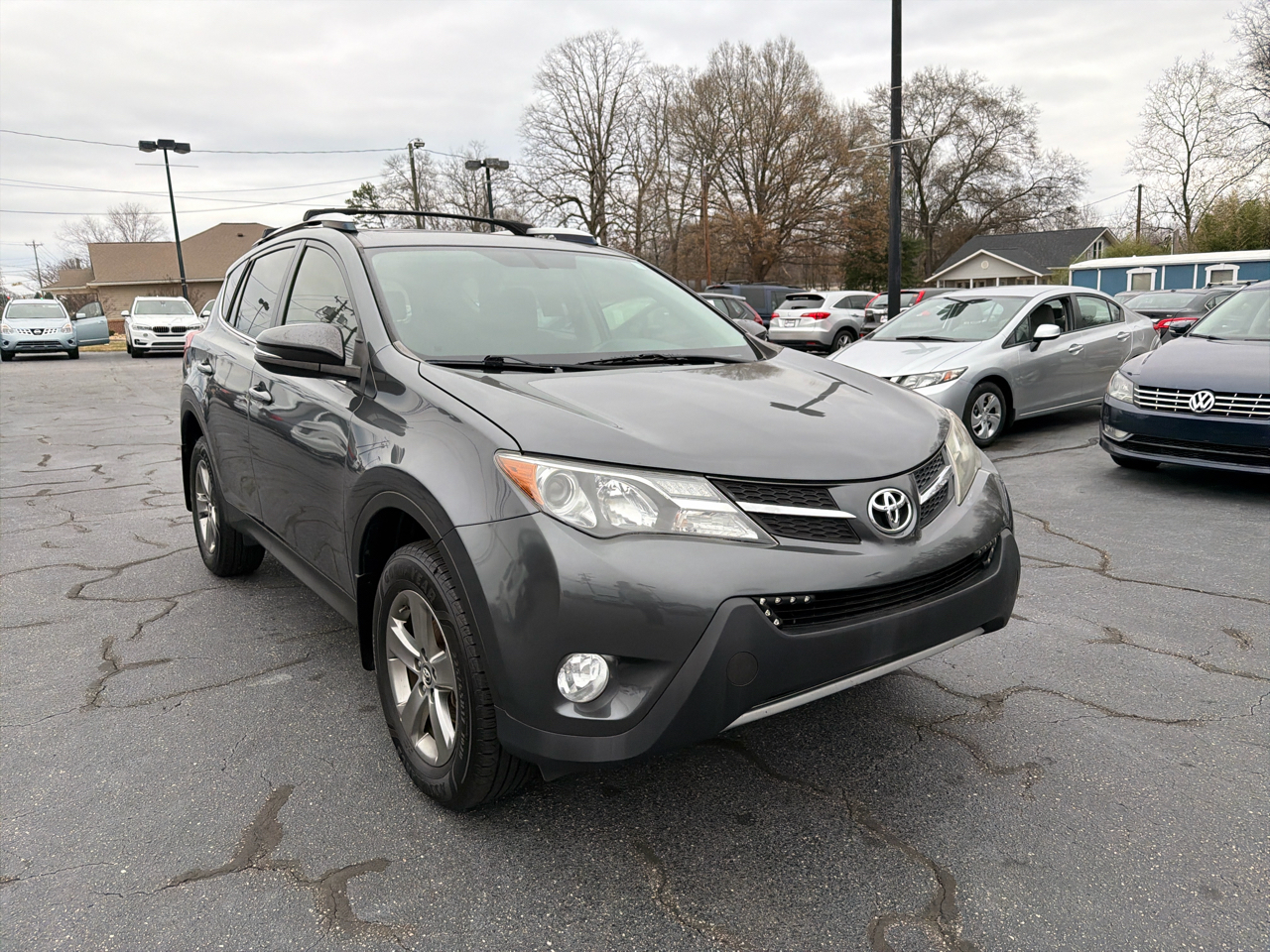 Toyota RAV4 FWD 4dr XLE (Natl) 2015
