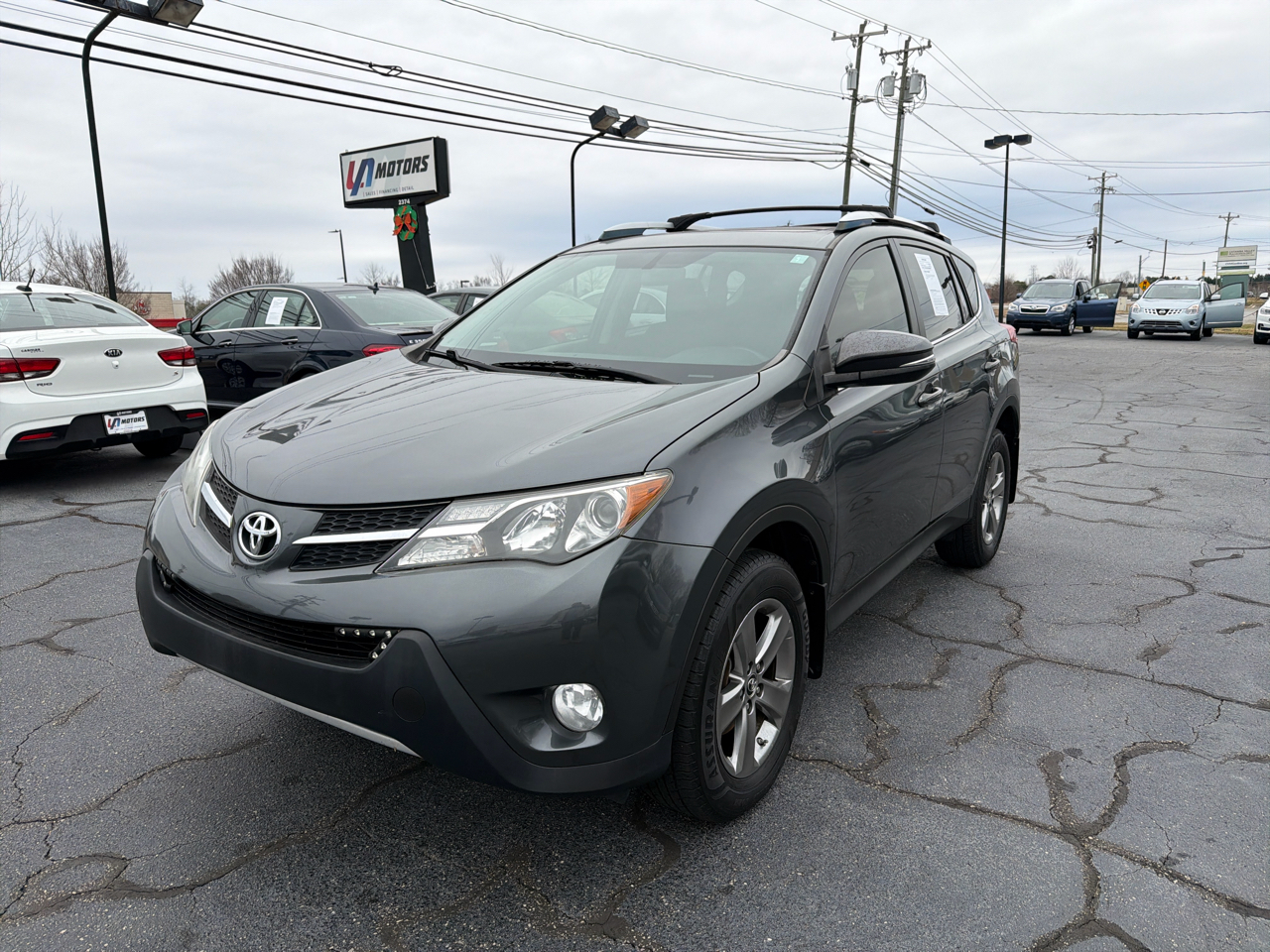 Toyota RAV4 FWD 4dr XLE (Natl) 2015