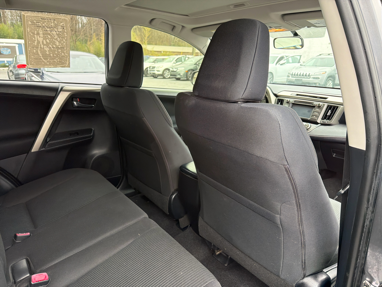 Toyota RAV4 FWD 4dr XLE (Natl) 2015