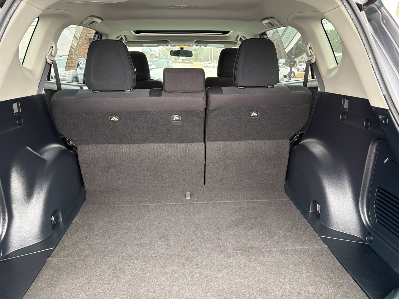 Toyota RAV4 FWD 4dr XLE (Natl) 2015