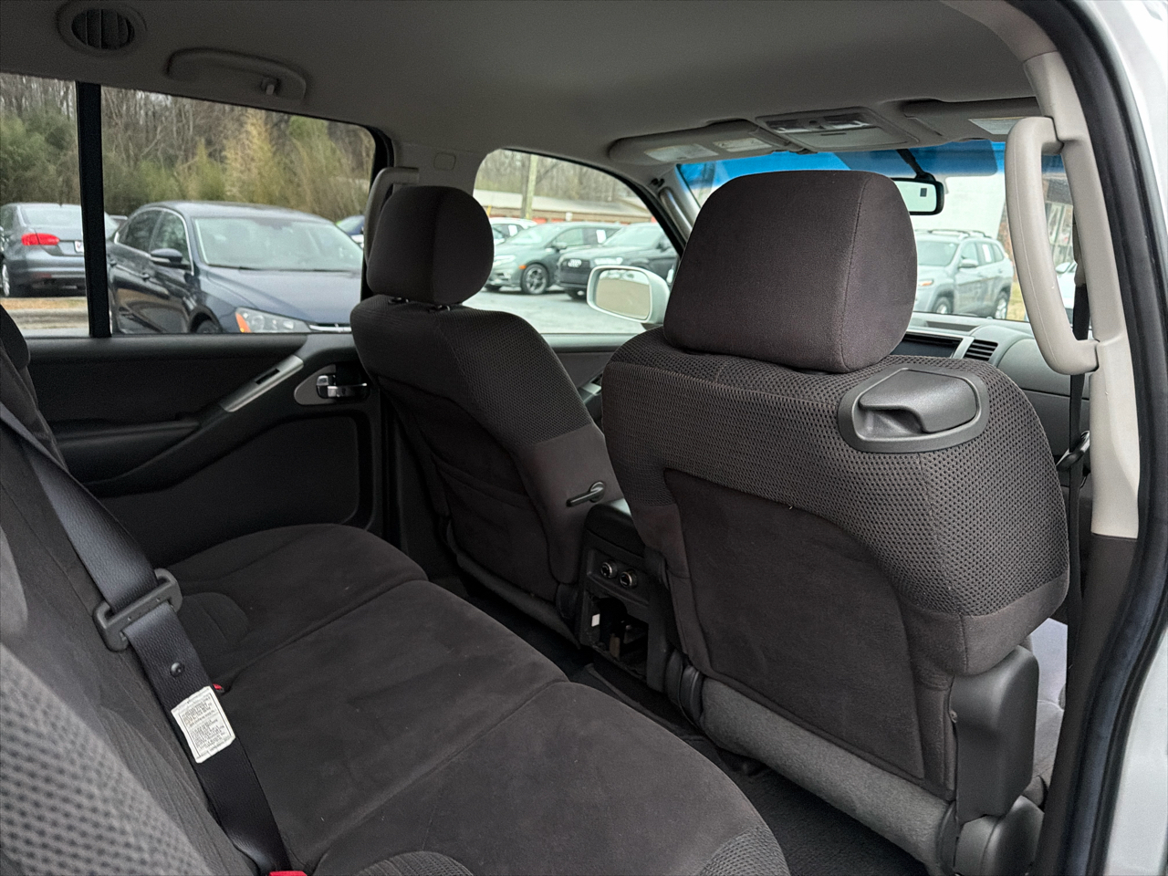 Nissan Pathfinder SE 4WD 2006