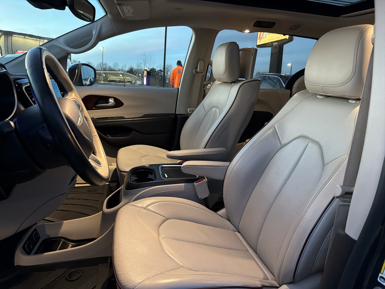 Chrysler Pacifica Limited FWD 2017