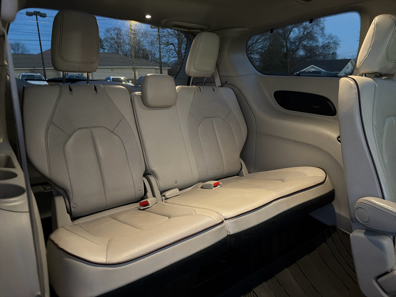 Chrysler Pacifica Limited FWD 2017