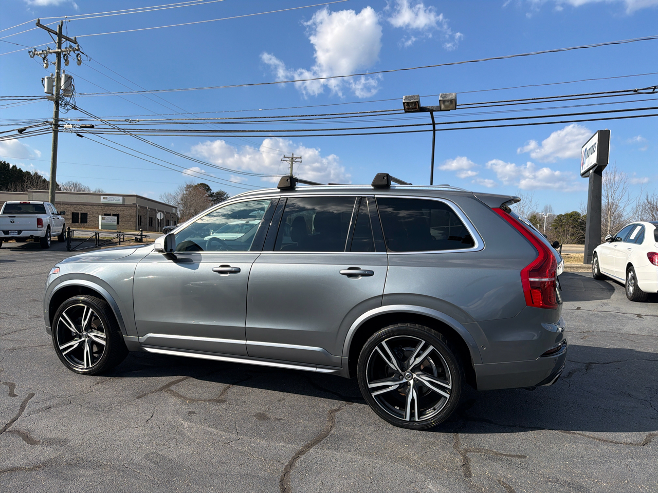 Volvo XC90 T6 AWD 7-Passenger R-Design 2017