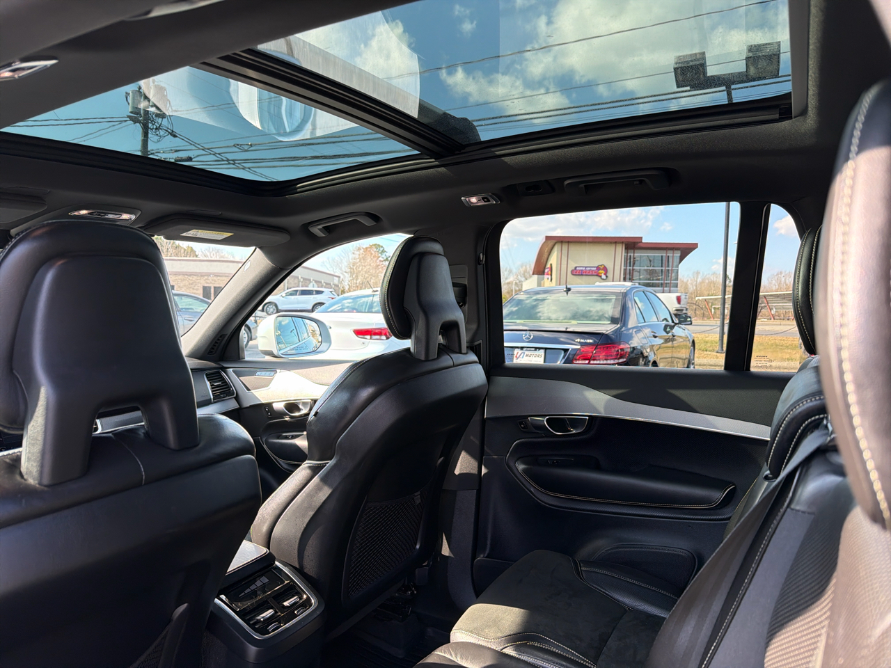 Volvo XC90 T6 AWD 7-Passenger R-Design 2017