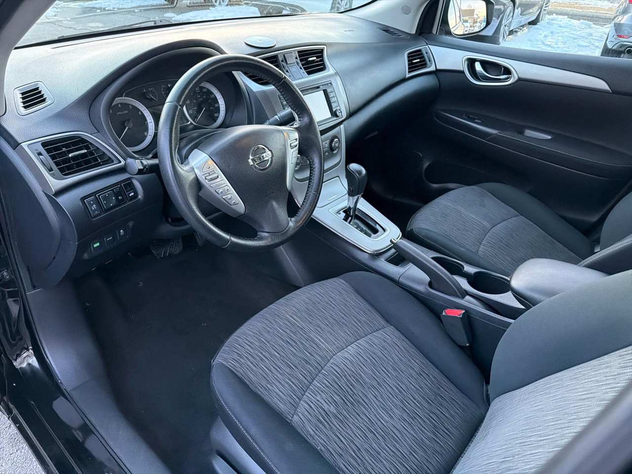 Nissan Sentra 4dr Sdn I4 CVT SV 2014