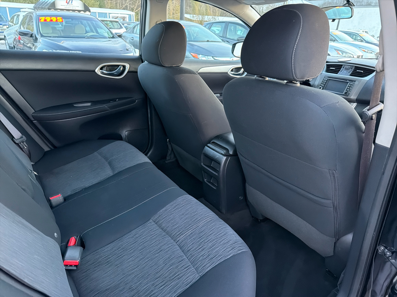 Nissan Sentra 4dr Sdn I4 CVT SV 2014