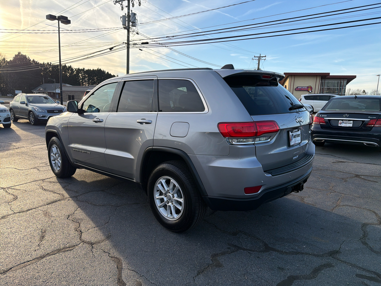 Jeep Grand Cherokee Laredo 4x2 *Ltd Avail* 2018