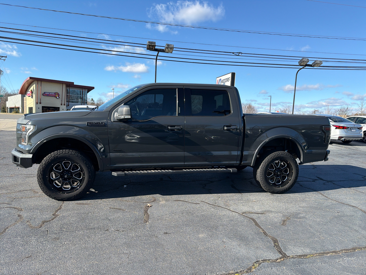 Ford F-150 4WD SuperCrew 139" XLT 2016