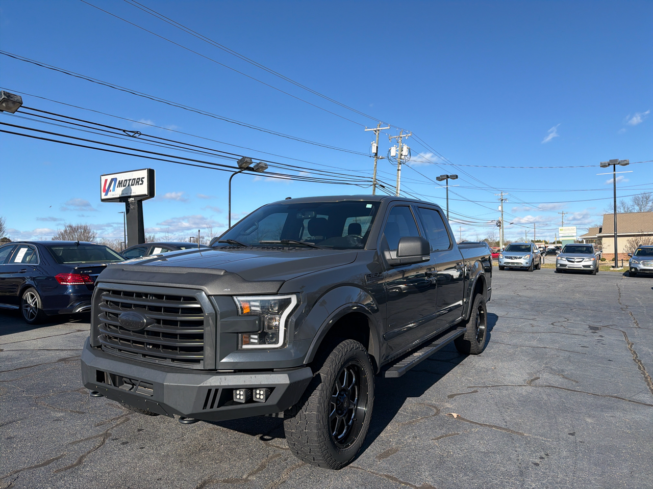 Ford F-150 4WD SuperCrew 139" XLT 2016