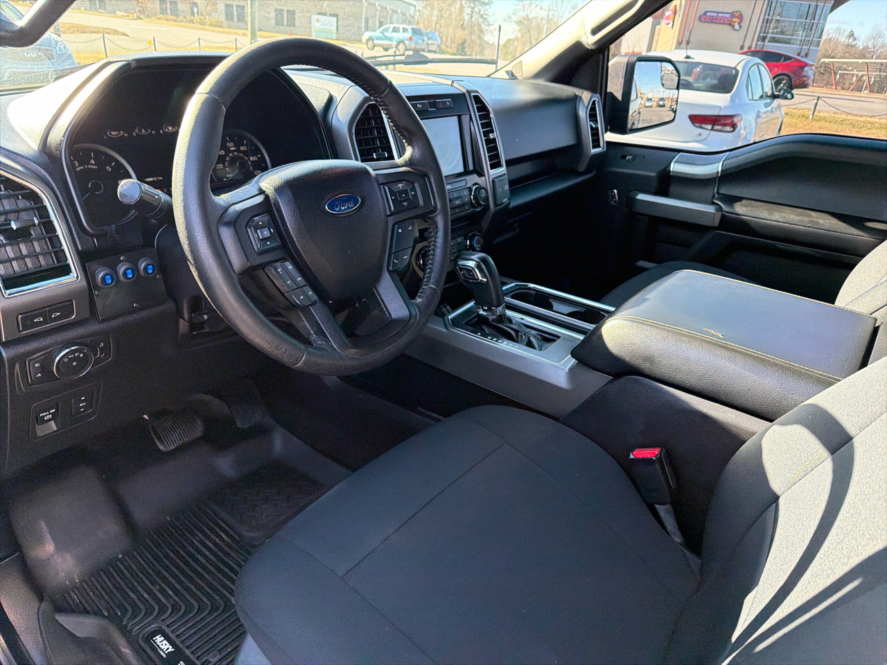 Ford F-150 4WD SuperCrew 139" XLT 2016