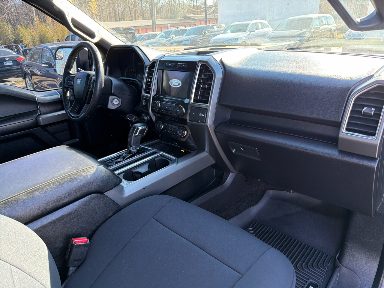 Ford F-150 4WD SuperCrew 139" XLT 2016