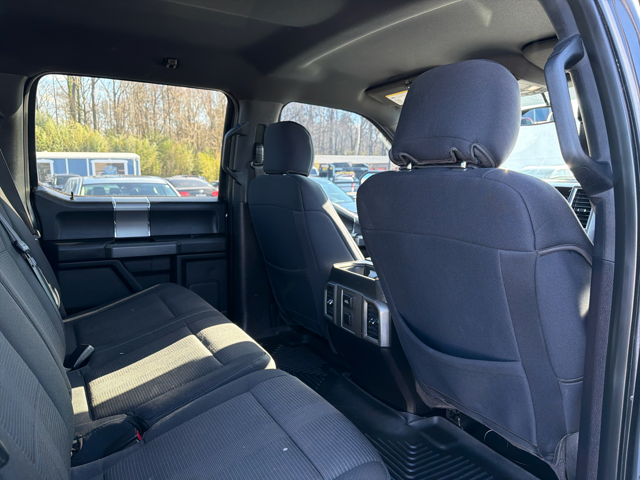 Ford F-150 4WD SuperCrew 139" XLT 2016