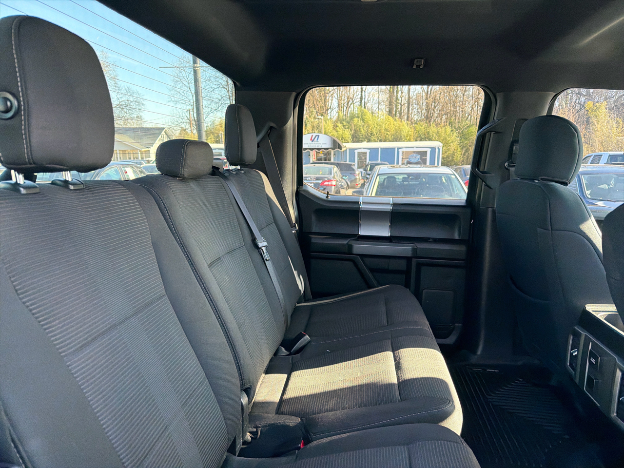 Ford F-150 4WD SuperCrew 139" XLT 2016