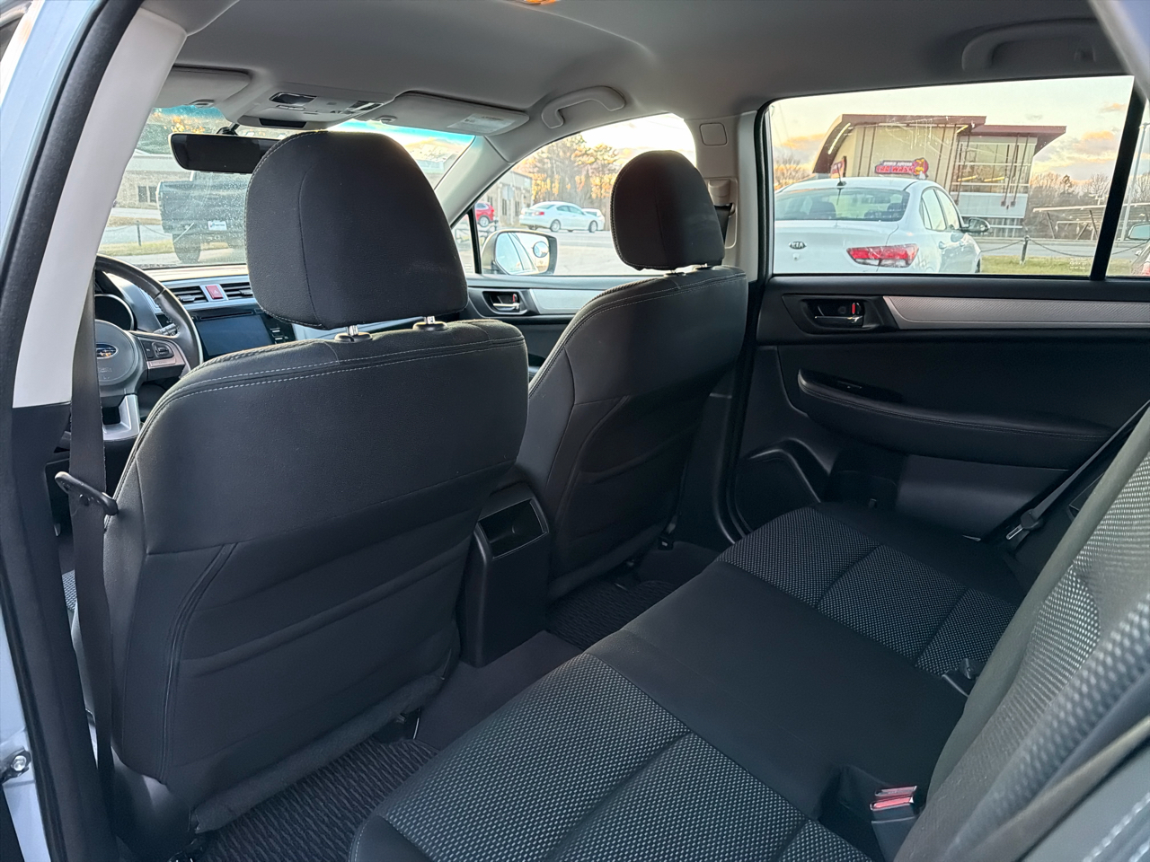 Subaru Outback 2.5i Premium 2017