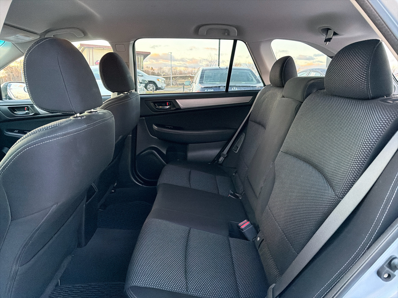 Subaru Outback 2.5i Premium 2017