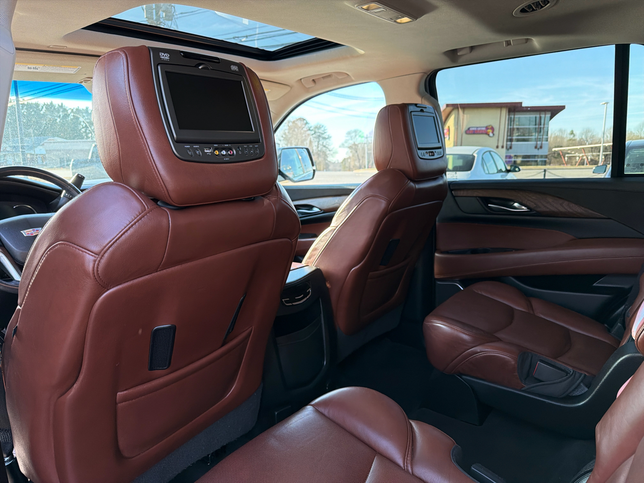 Cadillac Escalade 4WD 4dr Luxury 2017