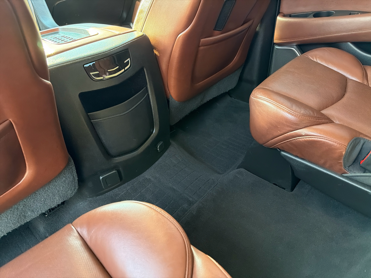 Cadillac Escalade 4WD 4dr Luxury 2017