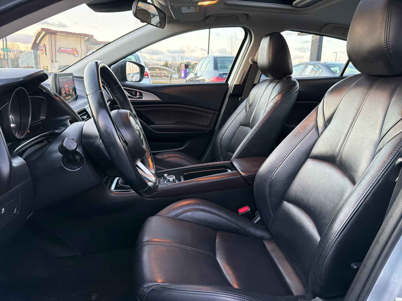 Mazda Mazda3 4-Door Touring Manual 2018