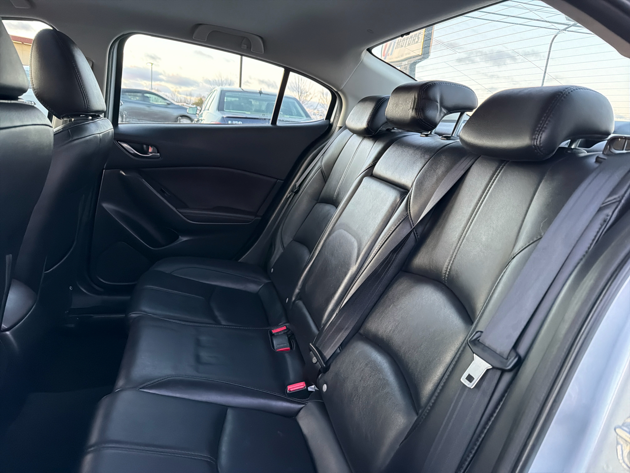 Mazda Mazda3 4-Door Touring Manual 2018