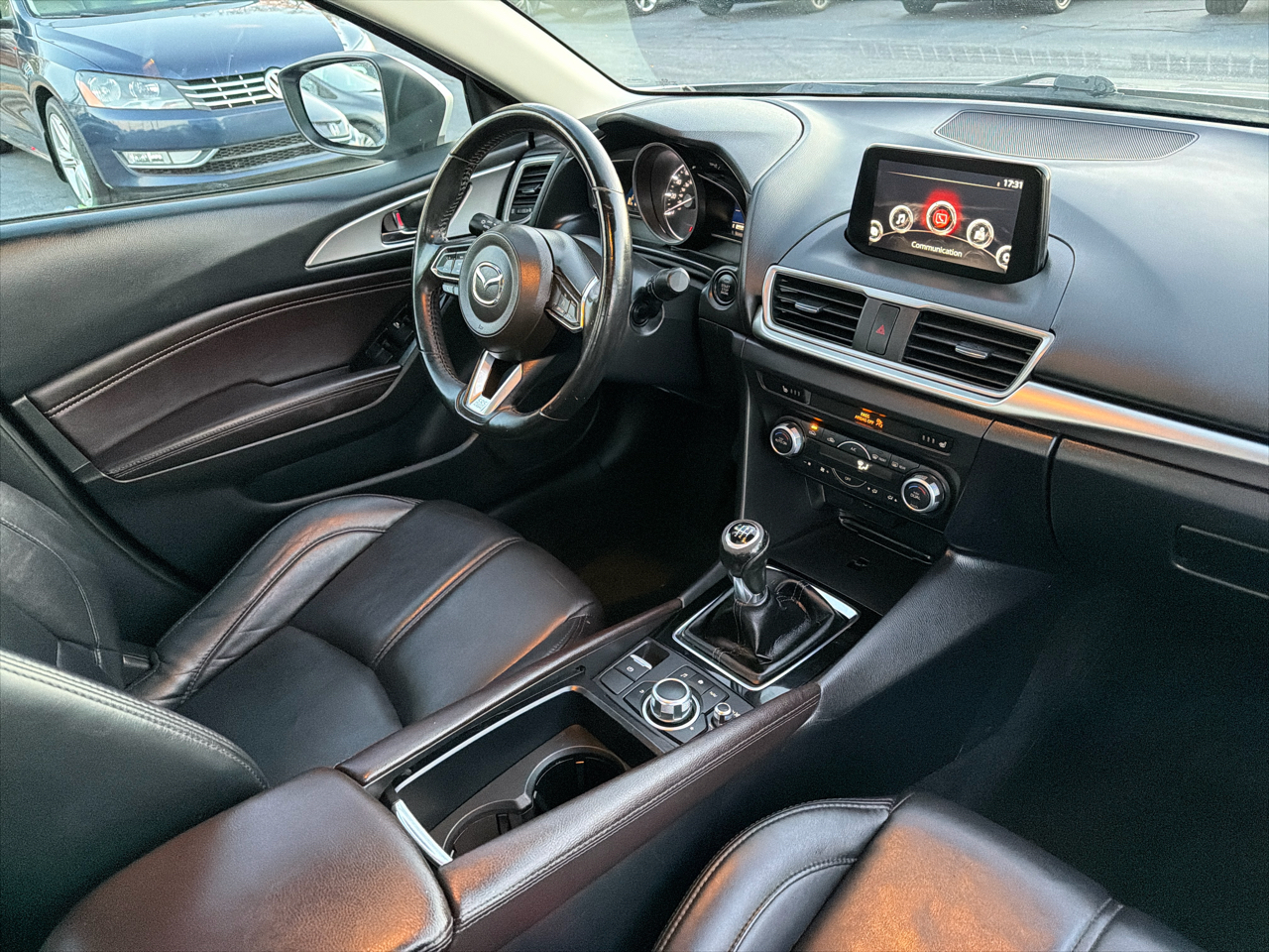 Mazda Mazda3 4-Door Touring Manual 2018