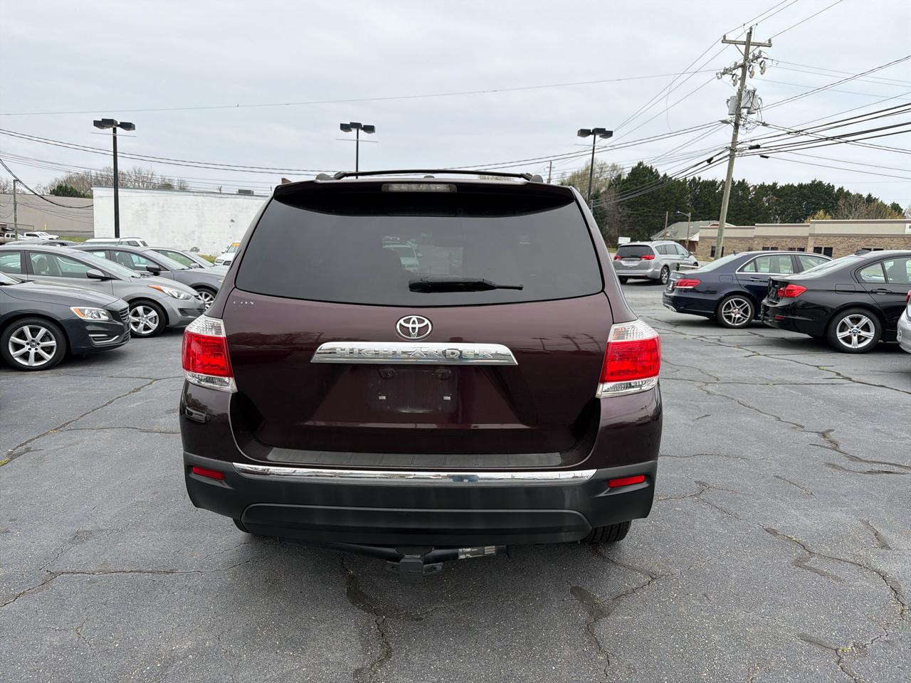 Toyota Highlander FWD 4dr I4 (Natl) 2012