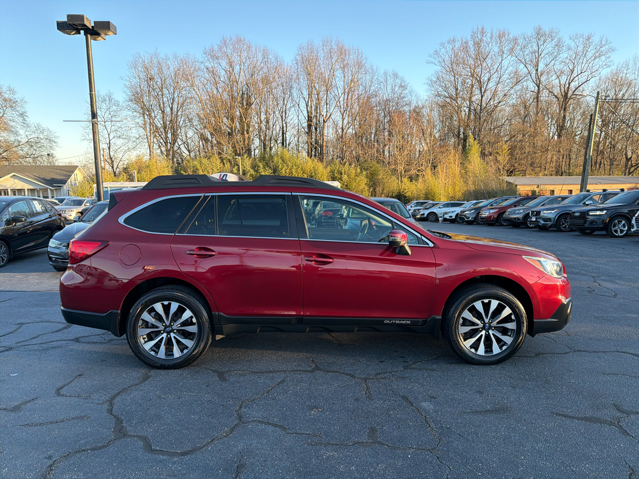 Subaru Outback 4dr Wgn 2.5i Limited 2015