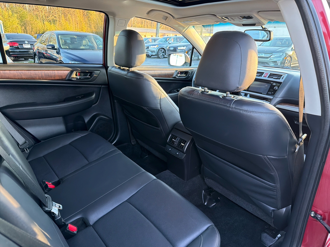 Subaru Outback 4dr Wgn 2.5i Limited 2015