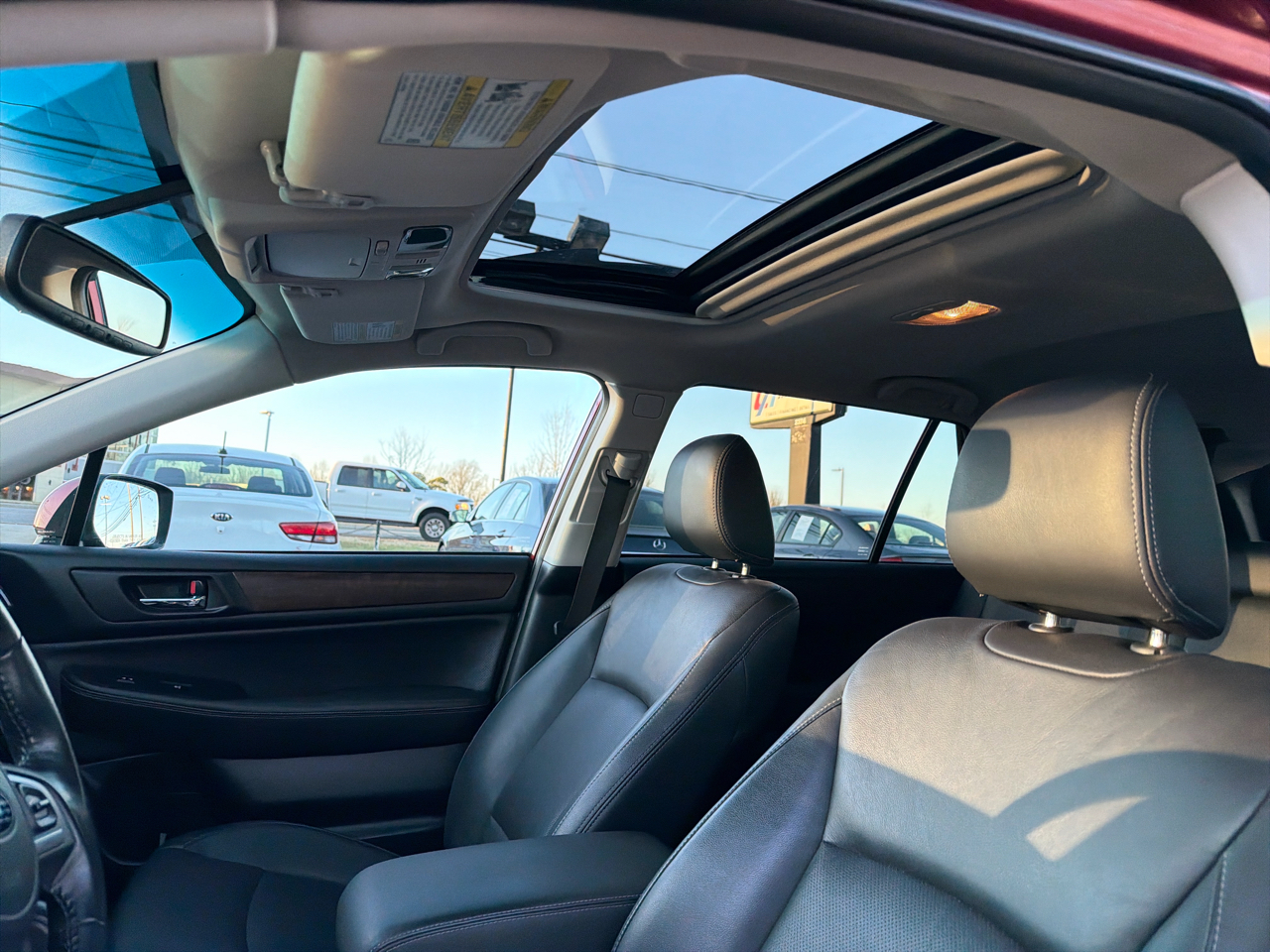 Subaru Outback 4dr Wgn 2.5i Limited 2015