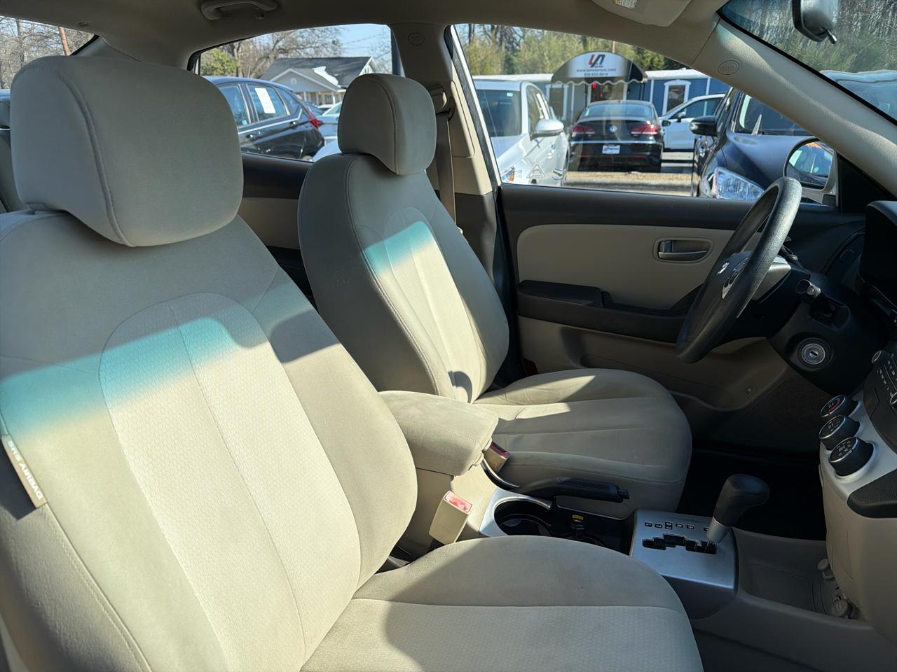 Hyundai Elantra 4dr Sdn Auto GLS 2009