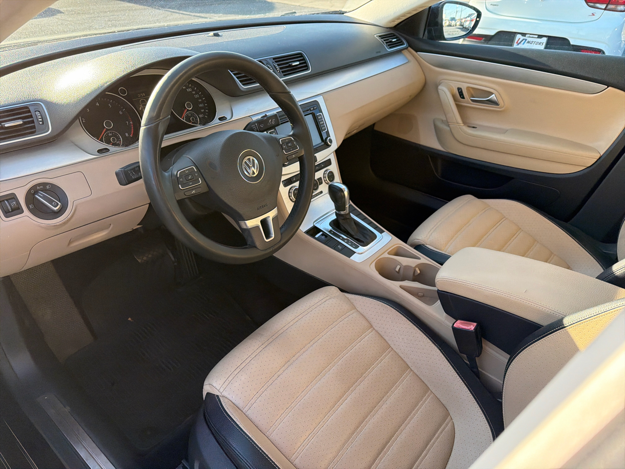 Volkswagen CC 4dr Sdn Sport Plus 2013