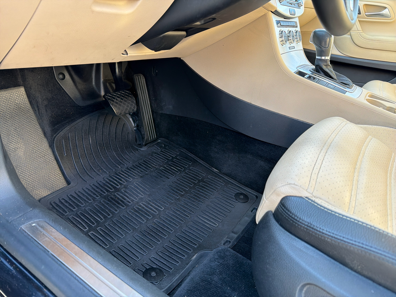 Volkswagen CC 4dr Sdn Sport Plus 2013